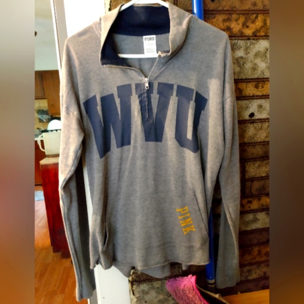 Women's WVU sweatshirt